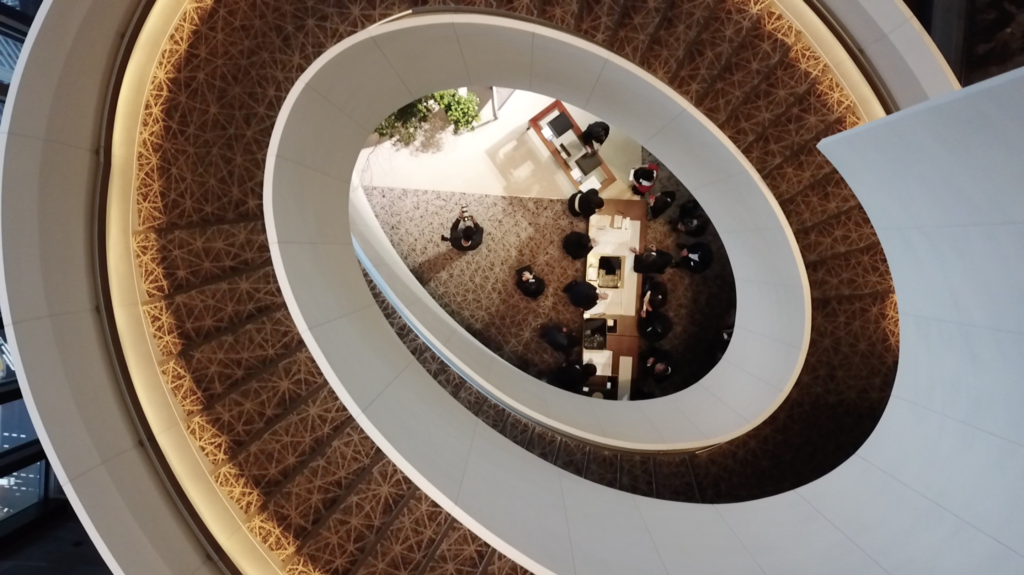 コンラッド大阪空撮